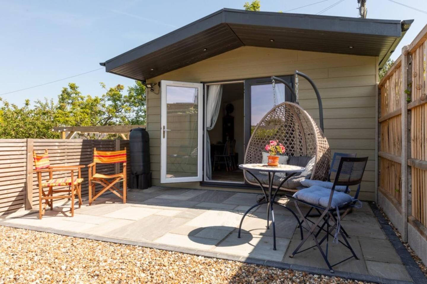 Pear Tree Cabin Whitstable Luaran gambar